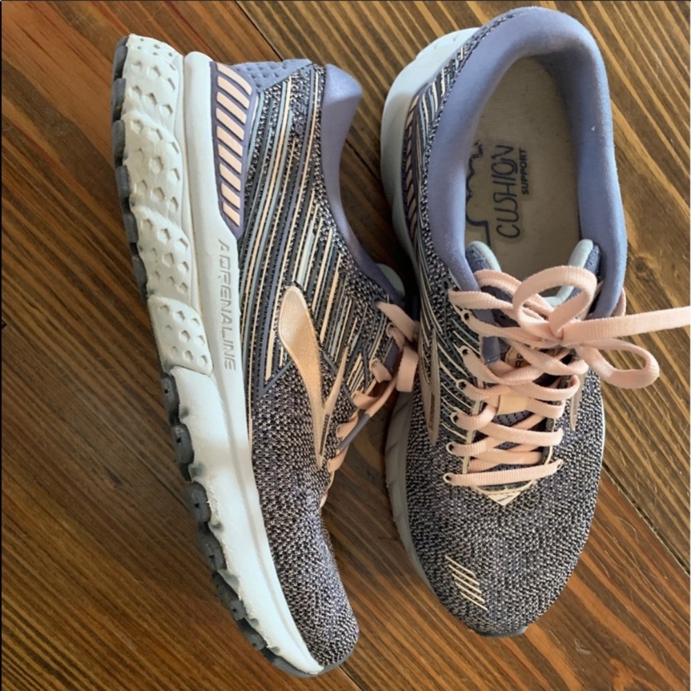 BROOKS ADRENALINE GTS